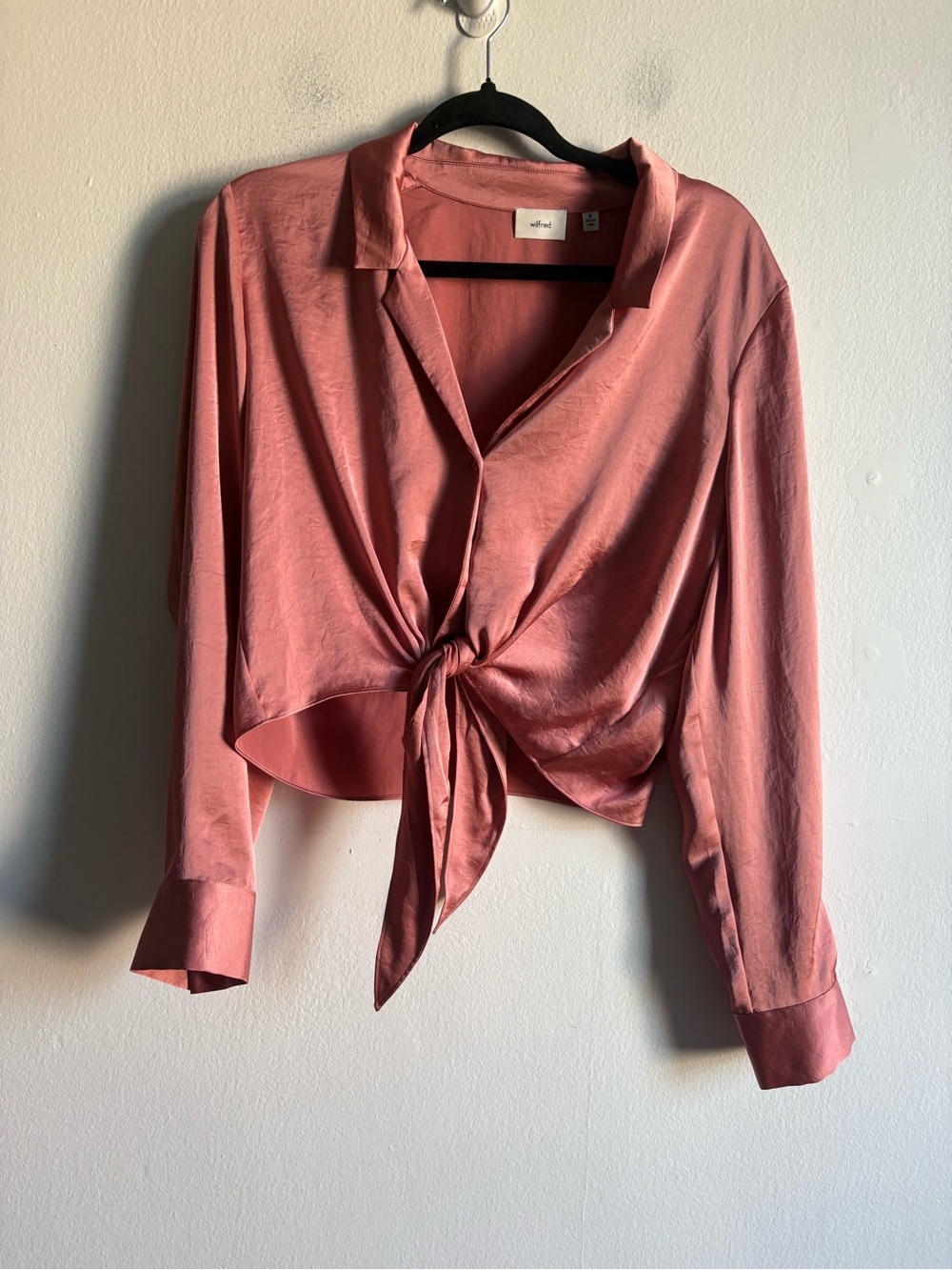 Aritzia Wilfred Sz M Satin Pink Tie Front Button Front Blouse - Picture 2 of 10